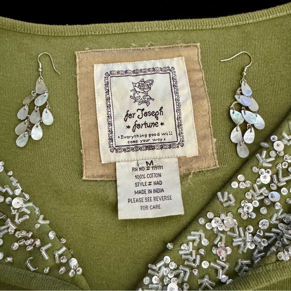 Women’s Top - Olive Green V-Neck with Sequins by For Joseph Fortune - Size M - Picture 13 of 16